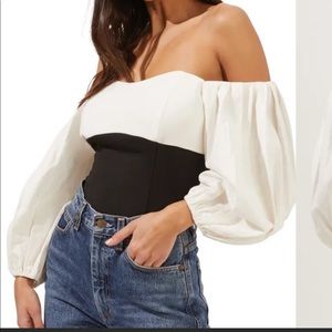ASTR Off The Shoulder Long Sleeve Bodysuit